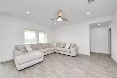3521 Rockefeller Road, Texas City, TX 77591 - Photo 11
