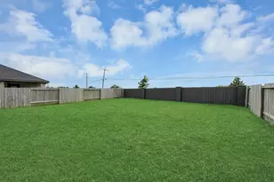 3521 Rockefeller Rd, Texas City, TX 77591 - Photo 5