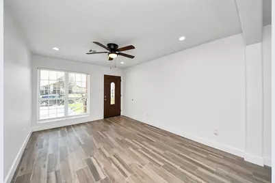 11410 Rockford Drive, Houston, TX 77048 - Photo 5