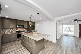 11410 Rockford Dr, Houston, TX 77048 - Photo 13