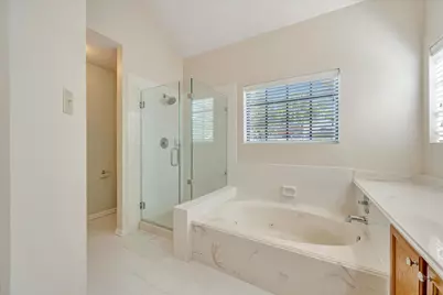 830 Island Meadow Court, Houston, TX 77062 - Photo 27