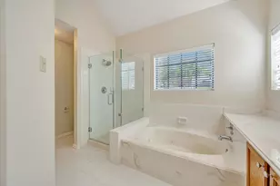 830 Island Meadow Ct, Houston, TX 77062 - Photo 27