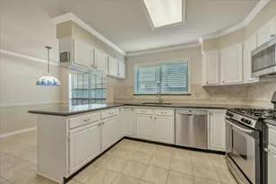 830 Island Meadow Ct, Houston, TX 77062 - Photo 15