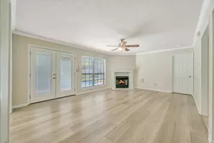 830 Island Meadow Ct, Houston, TX 77062 - Photo 7