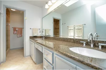 1702 Cherry Bend Drive, Houston, TX 77077 - Photo 17