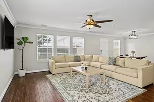 13026 Skyview Bend Dr, Houston, TX 77047 - Photo 9