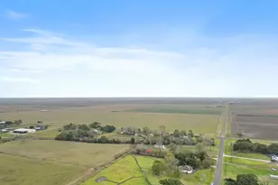 3227 FM 2936, Anahuac, TX 77514 - Photo 29