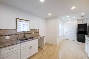 7543 Greenstone St, Houston, TX 77087 - Photo 15