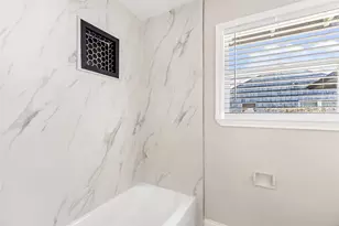 6152 Doulton Dr, Houston, TX 77033 - Photo 31