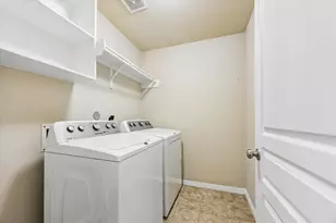 741 W 20th St, Houston, TX 77008 - Photo 21