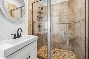 741 W 20th St, Houston, TX 77008 - Photo 25