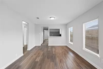 419 N Parrish Street, Angleton, TX 77515 - Photo 9