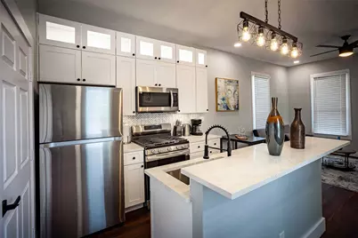 1613 Hickory Street, Houston, TX 77007 - Photo 1