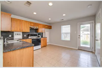 13231 Ridgewood Knoll Lane, Houston, TX 77047 - Photo 9