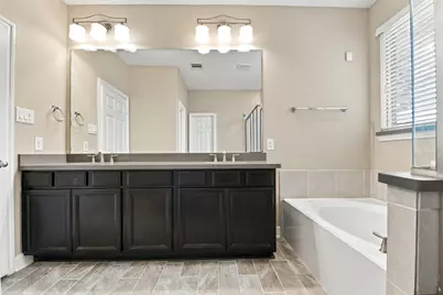 11022 Sarah Bluff Lane, Cypress, TX 77433 - Photo 29