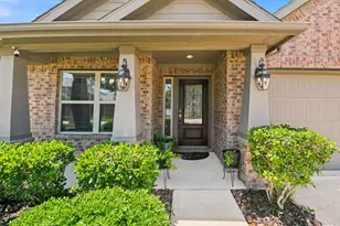 15715 Windsor Bluff Dr, Cypress, TX 77429 - Photo 5
