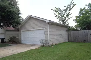 10223 Checkerberry Park Ln, Tomball, TX 77375 - Photo 3