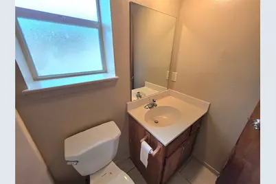 1617 Hazelwood Street #B, Conroe, TX 77301 - Photo 11