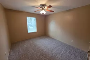 1617 Hazelwood St, Conroe, TX 77301 - Photo 9