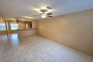 1617 Hazelwood St, Conroe, TX 77301 - Photo 3