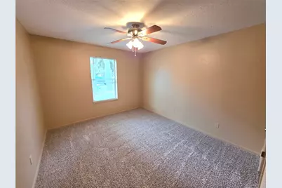 1617 Hazelwood Street #B, Conroe, TX 77301 - Photo 9