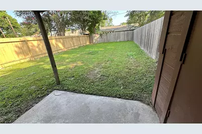 1617 Hazelwood Street #B, Conroe, TX 77301 - Photo 13