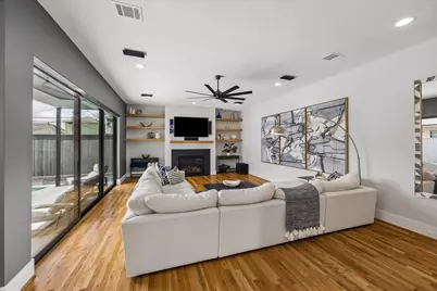 2705 Julian Street, Houston, TX 77009 - Photo 9