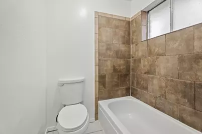 16426 Forest Bend Avenue, Friendswood, TX 77546 - Photo 15