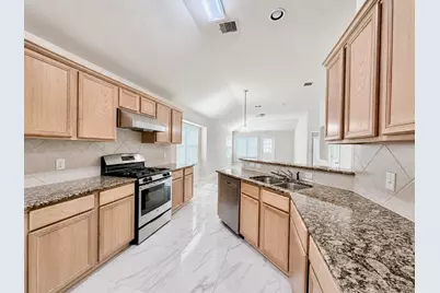 8602 Gander Bayshore Lane, Houston, TX 77040 - Photo 35