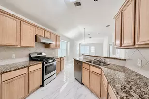8602 Gander Bayshore Ln, Houston, TX 77040 - Photo 35