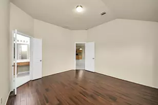 8602 Gander Bayshore Ln, Houston, TX 77040 - Photo 19