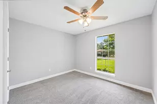 9806 Tanager Ln, Conroe, TX 77385 - Photo 19