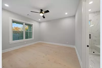 2046 Macarthur Street, Houston, TX 77030 - Photo 31