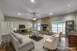 110 Butlers Ct, Conroe, TX 77385 - Photo 5