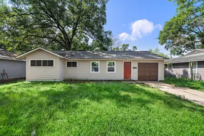5814 Westover Street, Houston, TX 77033 - Photo 1