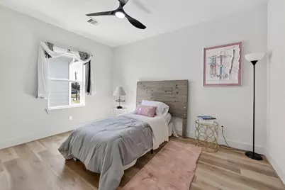 975 Highland Light Lane, Houston, TX 77091 - Photo 33