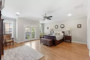 1020 W 22nd St, Houston, TX 77008 - Photo 31