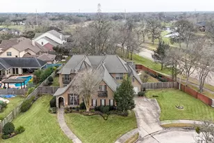 7702 Old Tree Ct, Sugar Land, TX 77479 - Photo 3