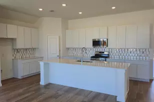 13411 Harbor Pt Dr, Texas City, TX 77568 - Photo 5