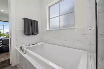 2703 Kinsley Oaks Drive, Houston, TX 77007 - Photo 33