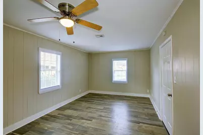 4220 Delhi Street, Houston, TX 77022 - Photo 13