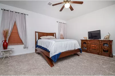 2523 Carriage Lane, Stafford, TX 77477 - Photo 17