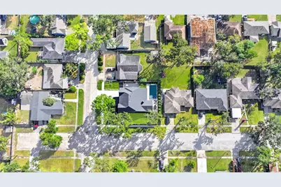 8553 Montridge Drive, Houston, TX 77055 - Photo 45