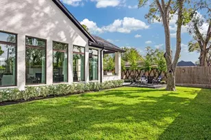 8553 Montridge Dr, Houston, TX 77055 - Photo 41