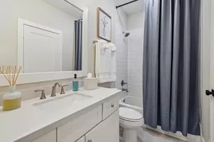 8553 Montridge Dr, Houston, TX 77055 - Photo 25