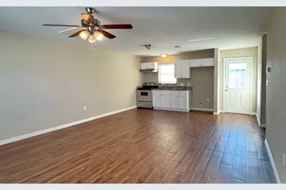 1205 15th St, Hempstead, TX 77445 - Photo 9