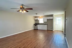 1205 15th St, Hempstead, TX 77445 - Photo 9