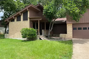 24600 Darkwood Ct, Huntsville, TX 77320 - Photo 3