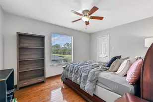 2205 S Mission Cir, Friendswood, TX 77546 - Photo 25