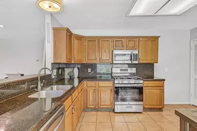 2205 S Mission Circle, Friendswood, TX 77546 - Photo 13